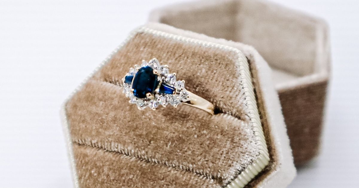 Why Family-Owned Jewelry Stores Make the Best Wedding Gifts