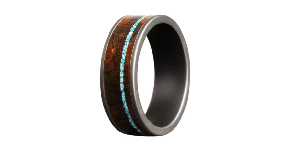 Why Fall Is the Perfect Time for Custom Wedding Bands