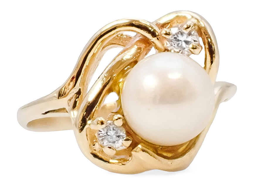 PEARL AND DIAMOND RING