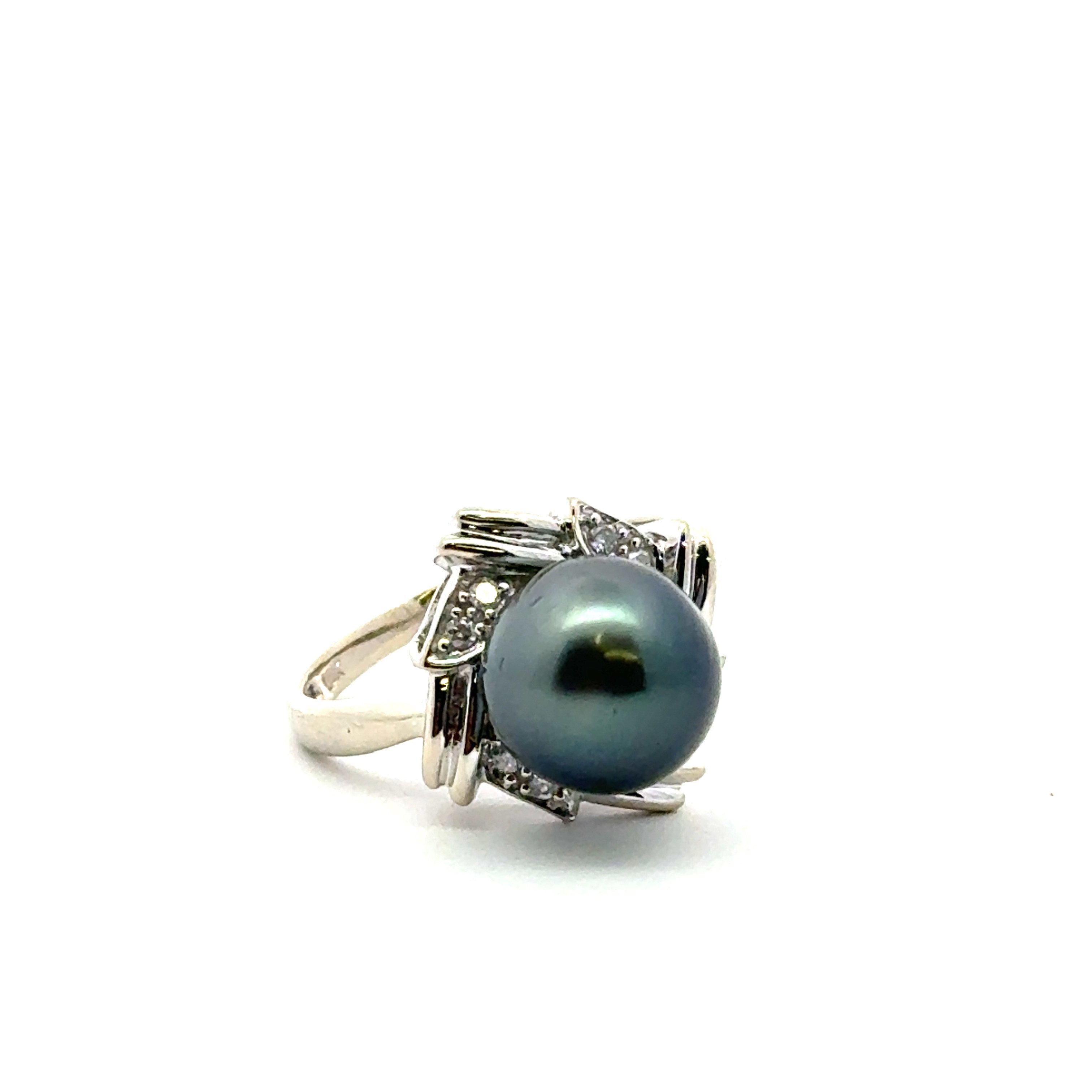 ESTATE JEWELRY