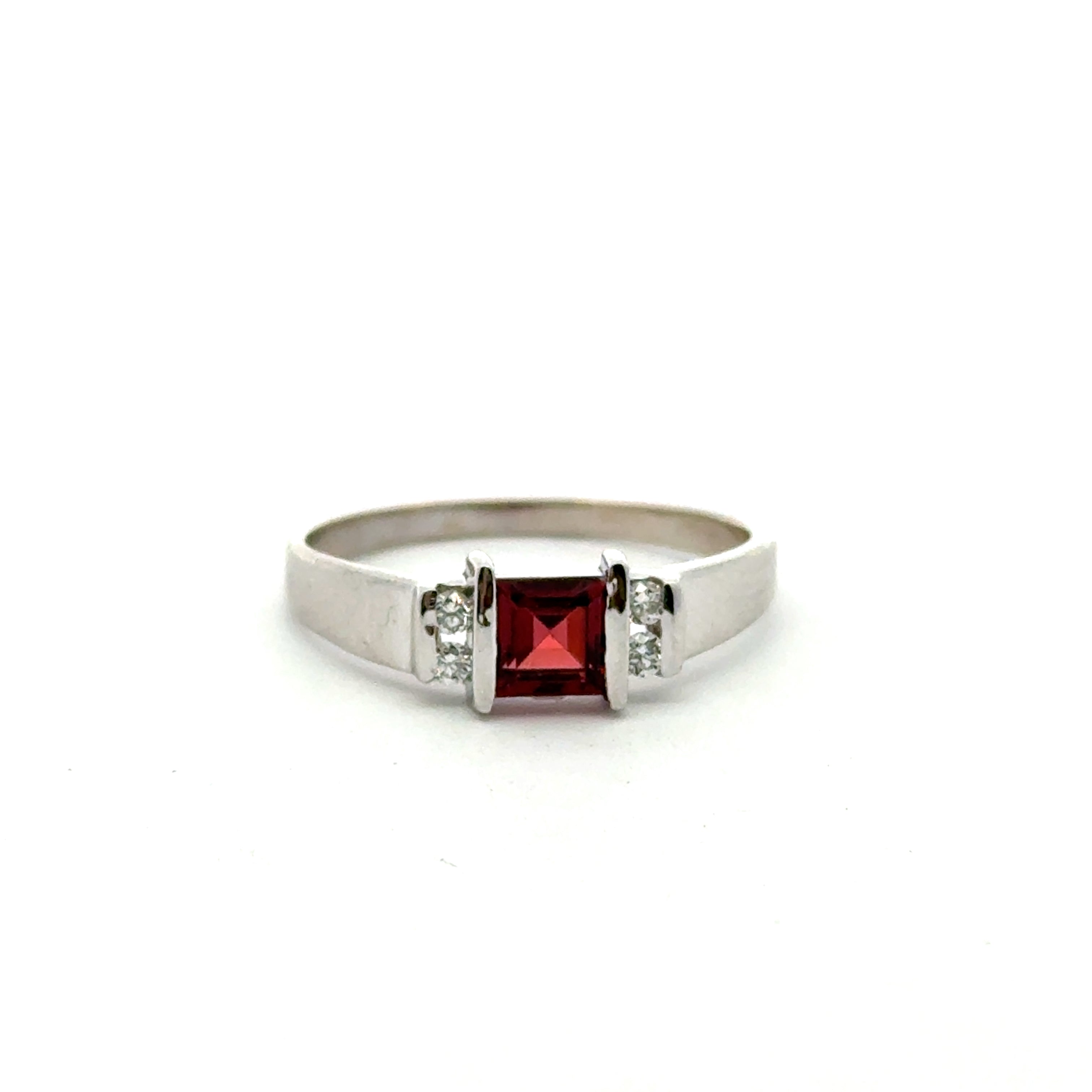 ESTATE JEWELRY