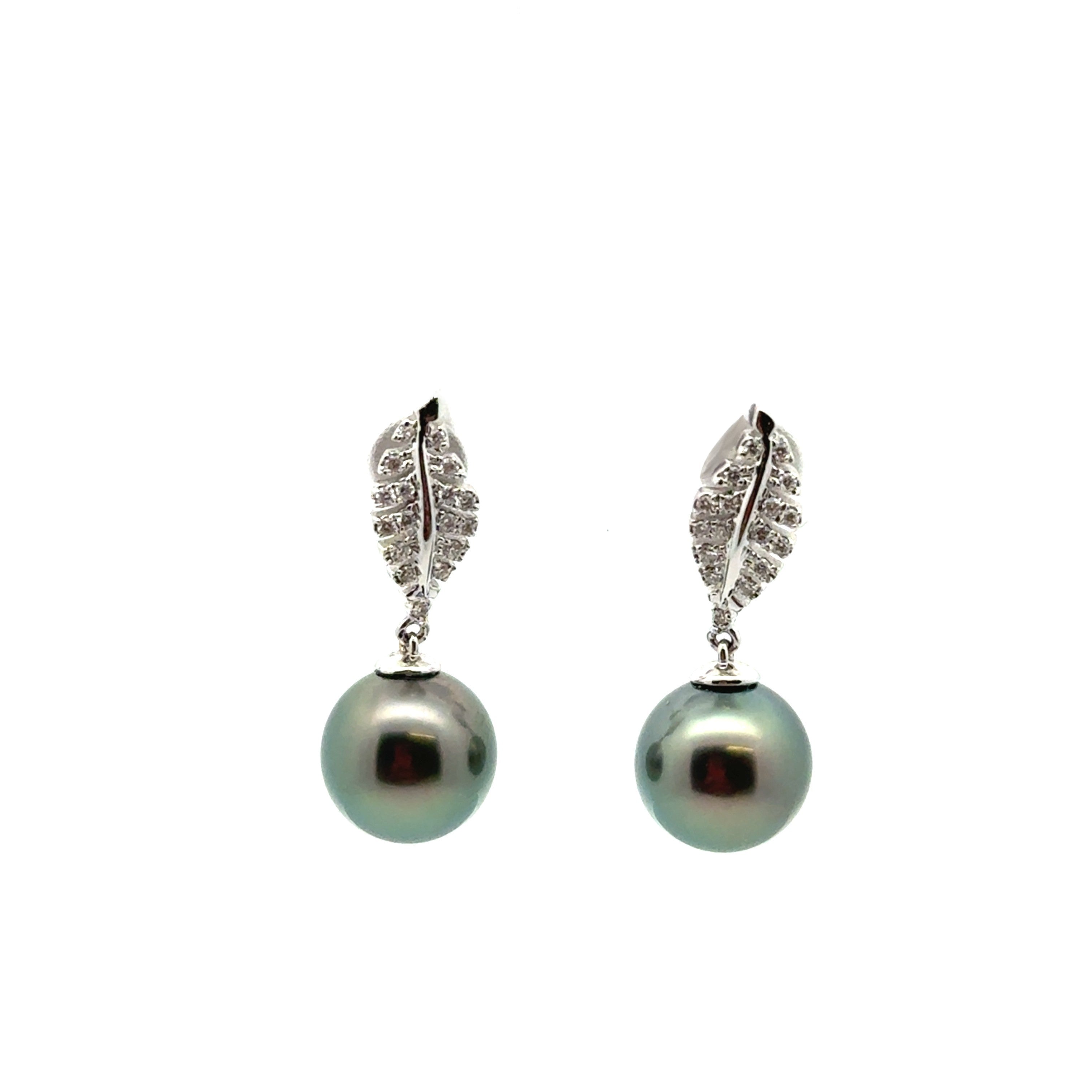Pearl Earring