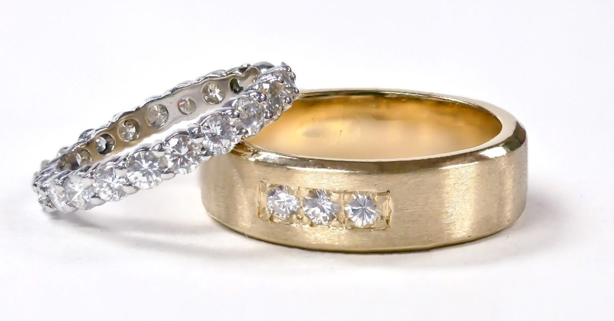 How To Design Custom Jewelry for Your Summer Wedding