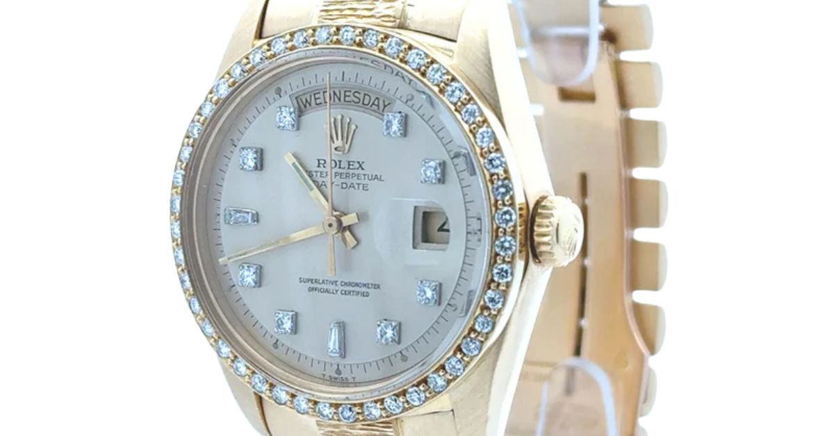 7 Top Timeless Watches for Autumn Travel and Adventures