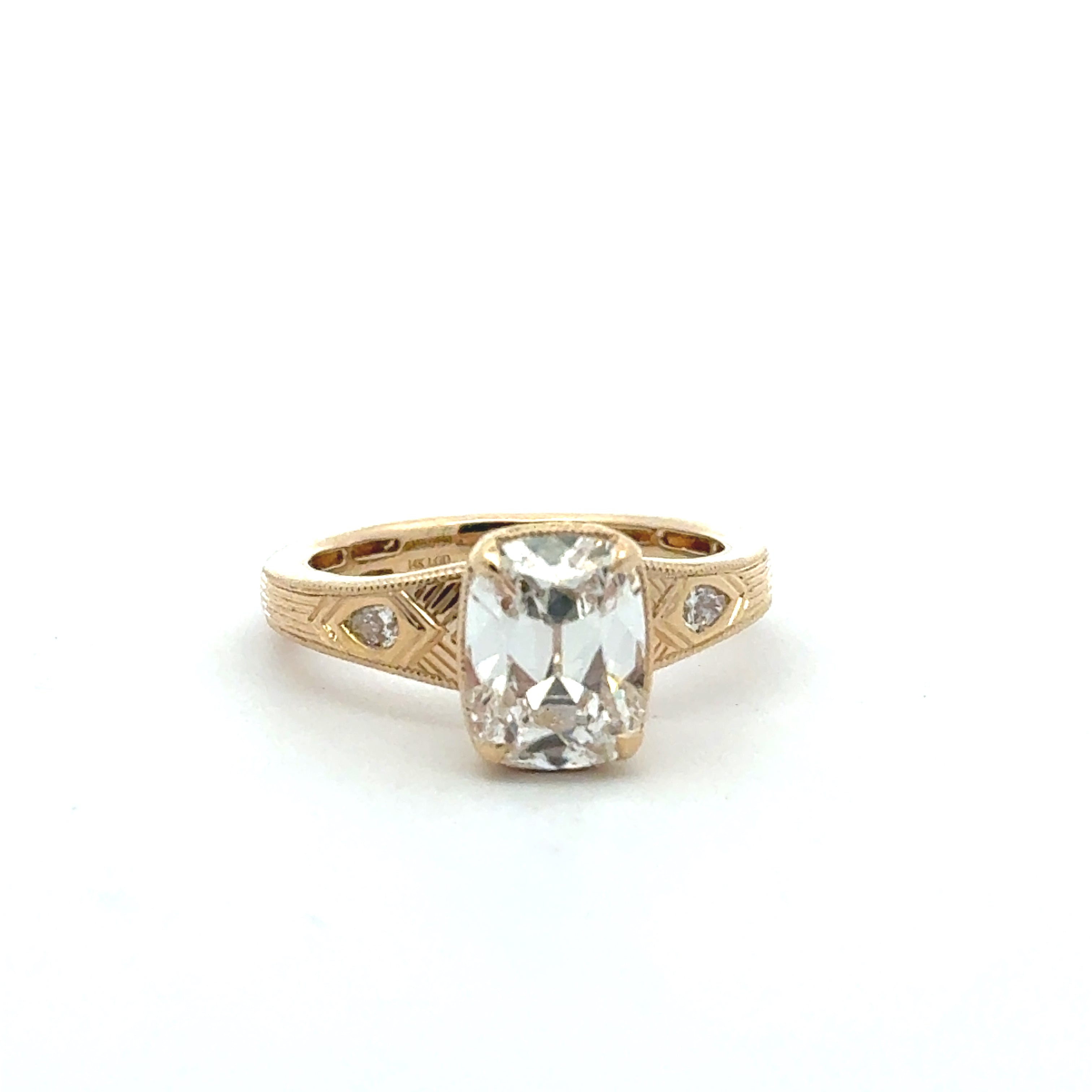 LAB GROWN DIAMOND