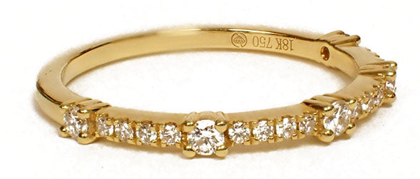 Prong Set 18 Karat Yellow Wedding Band