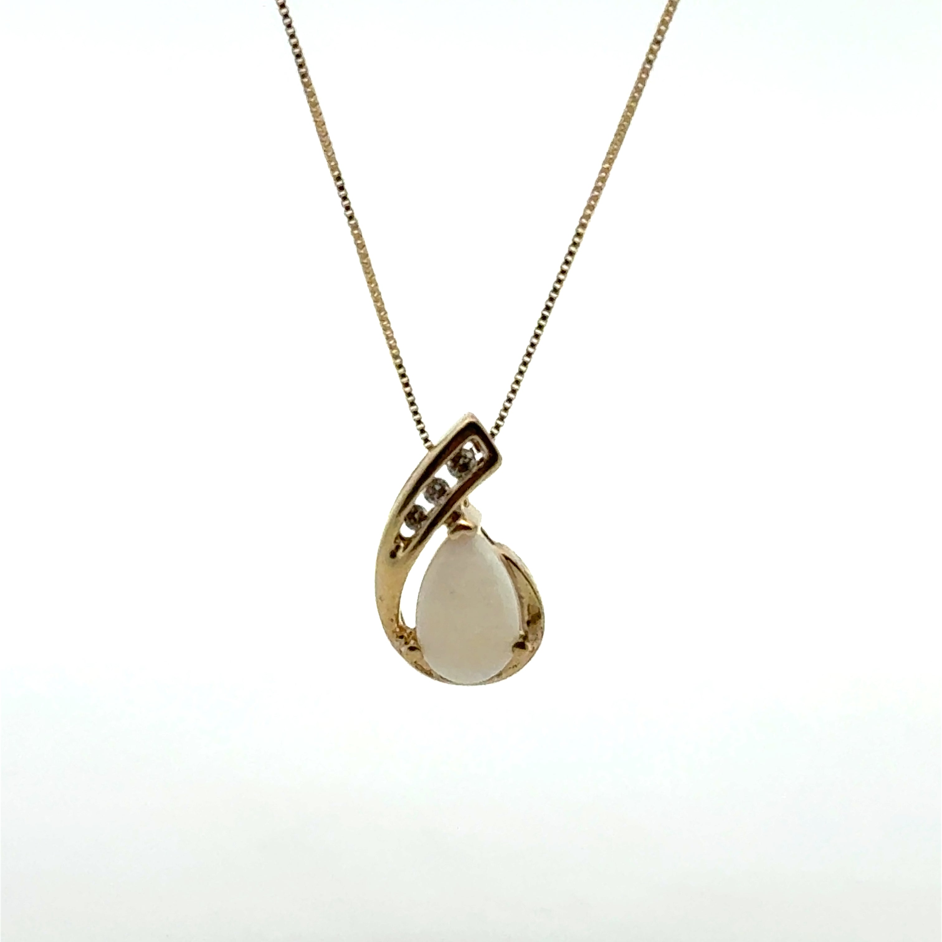 ESTATE JEWELRY