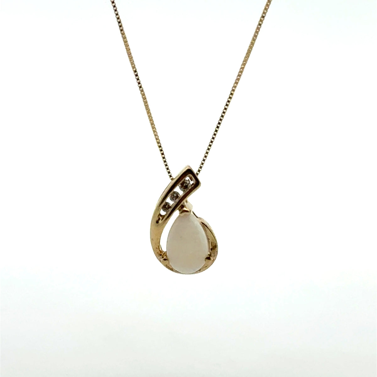 ESTATE JEWELRY