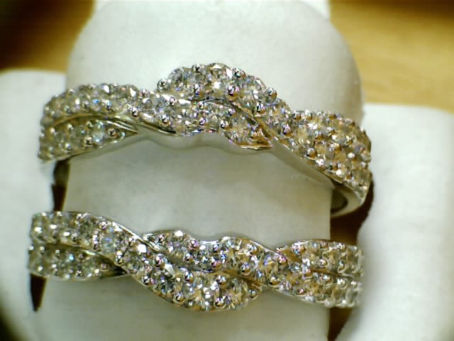 Diamond Wedding Bands  -  Women'