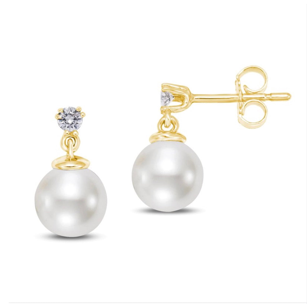 Pearl Earring